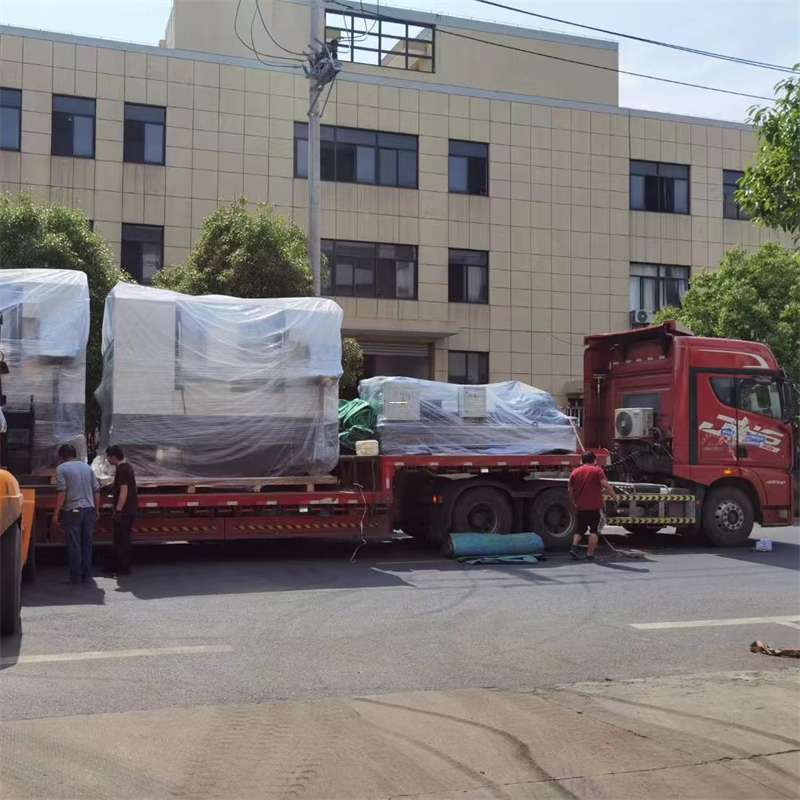 大柴旦新干县物流：多元服务与高效运输之路