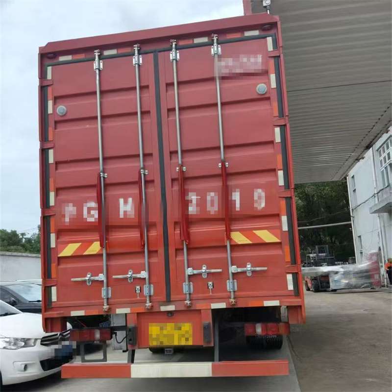 大柴旦洛浦县进仓物流：专线直达的多元货运探索